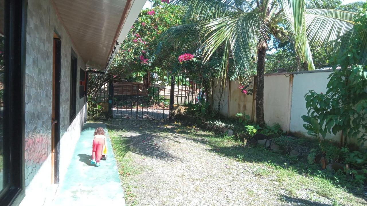 מלון Puerto Jiménez Osa Surf House מראה חיצוני תמונה